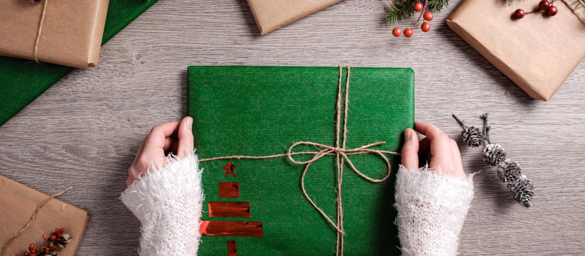 Un buen regalo navideño para tus hijos puede ser una biblia adaptada con ilusraciones