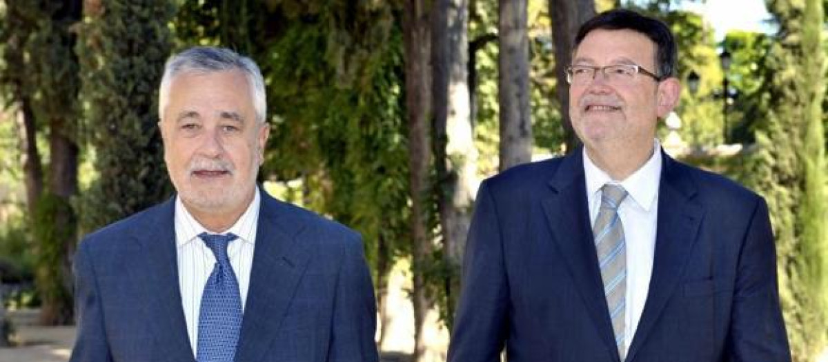 Ximo Puig, cuando era líder de la oposición, con José Antonio Griñán siendo presidente de la Junta de Andalucía.