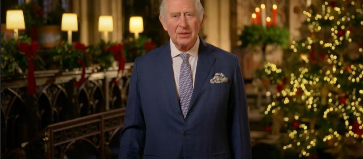 Carlos III, durante su primer mensaje navideño como Rey de Inglaterra