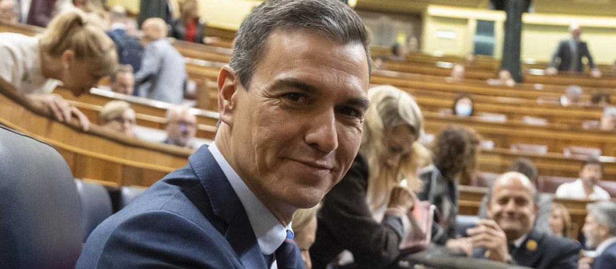 Pedro Sánchez, en su escaño en el Congreso
