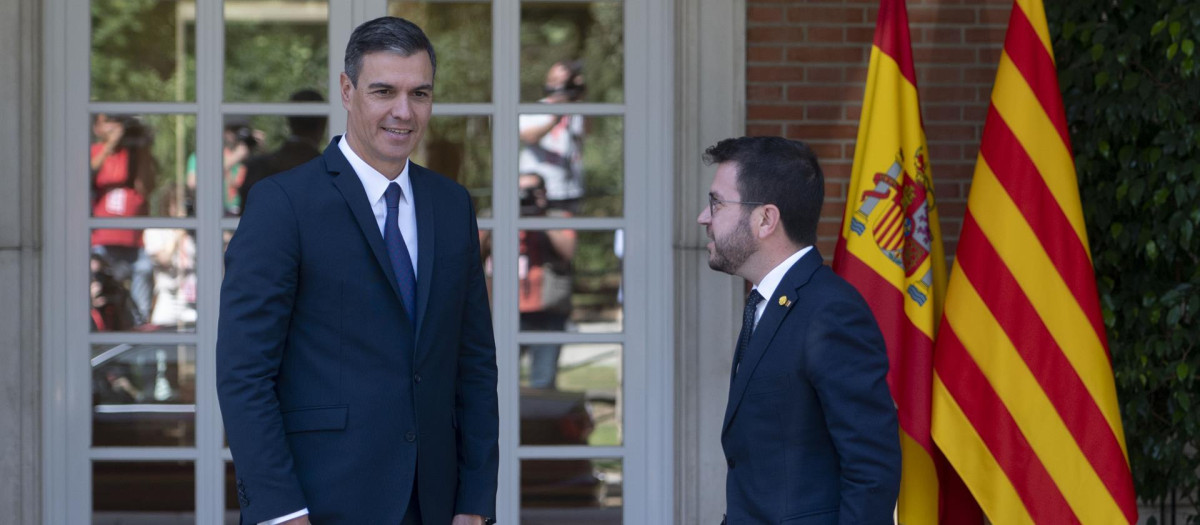 Pedro Sánchez y Pere Aragonés, en la Moncloa