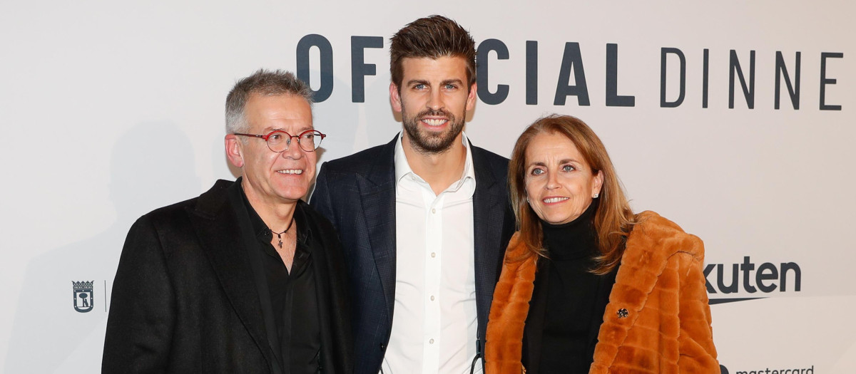 Soccerplayer Gerard Pique with parents Joan Pique and Montserrat Bernabeu at photocall for Davis Cup Official Dinner 2019 in Madrid on Saturday, 16 November 2019