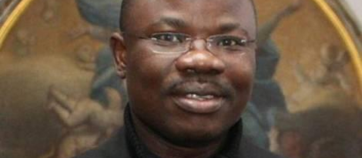 El padre Michael Olubunimi Olofinlade