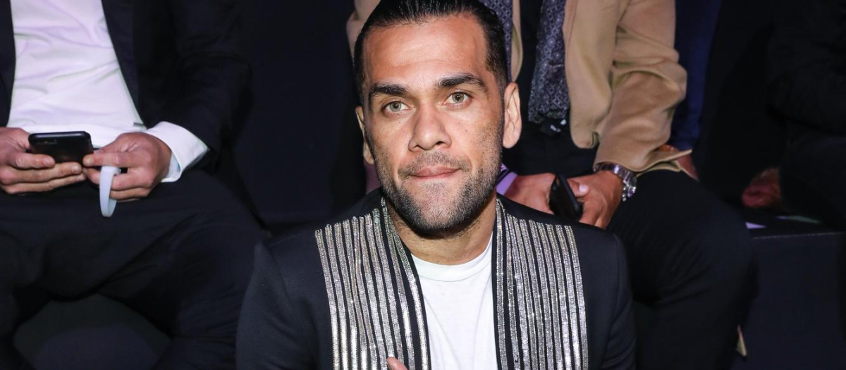 Soccerplayer Dani Alves at "EtamLive Show 2018" during Paris Fashion Week in Paris, France, on September 25th 2018.
