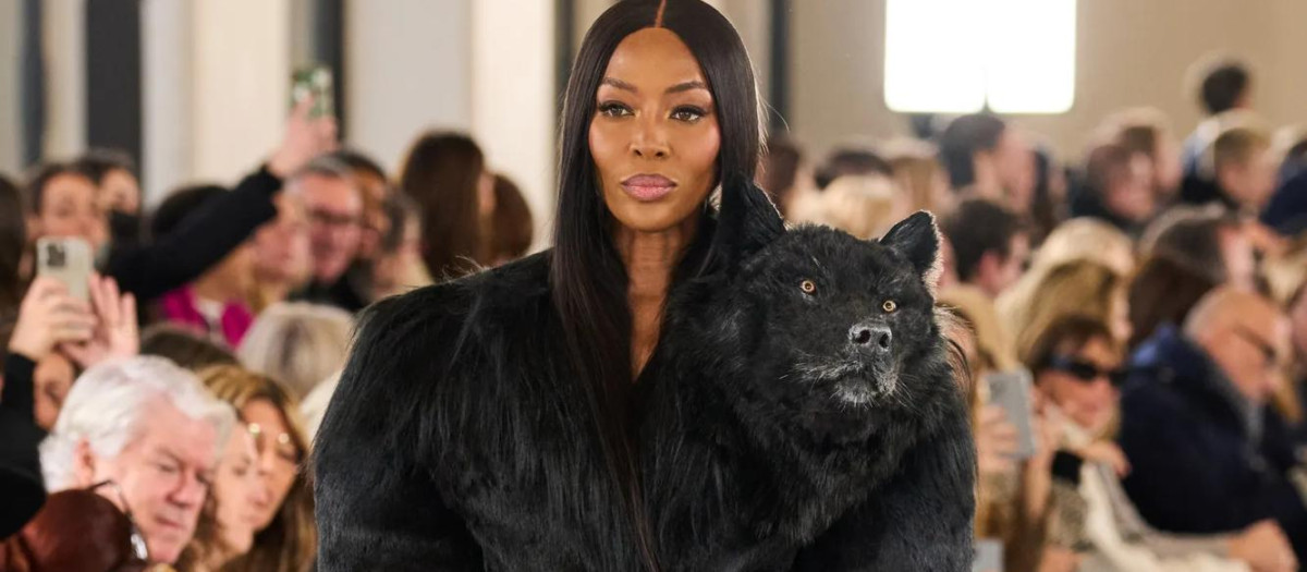 Model Naomi Campbell wears Schiapparelli collection during Paris Fashion Week