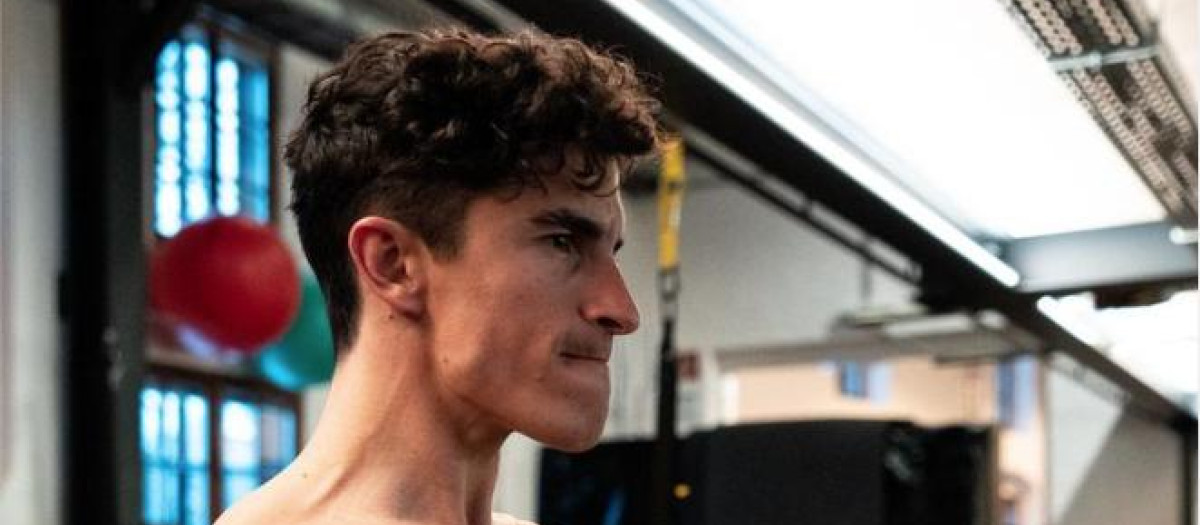 El piloto Marc Márquez entrenando en el centro de alto rendimiento de RedBull