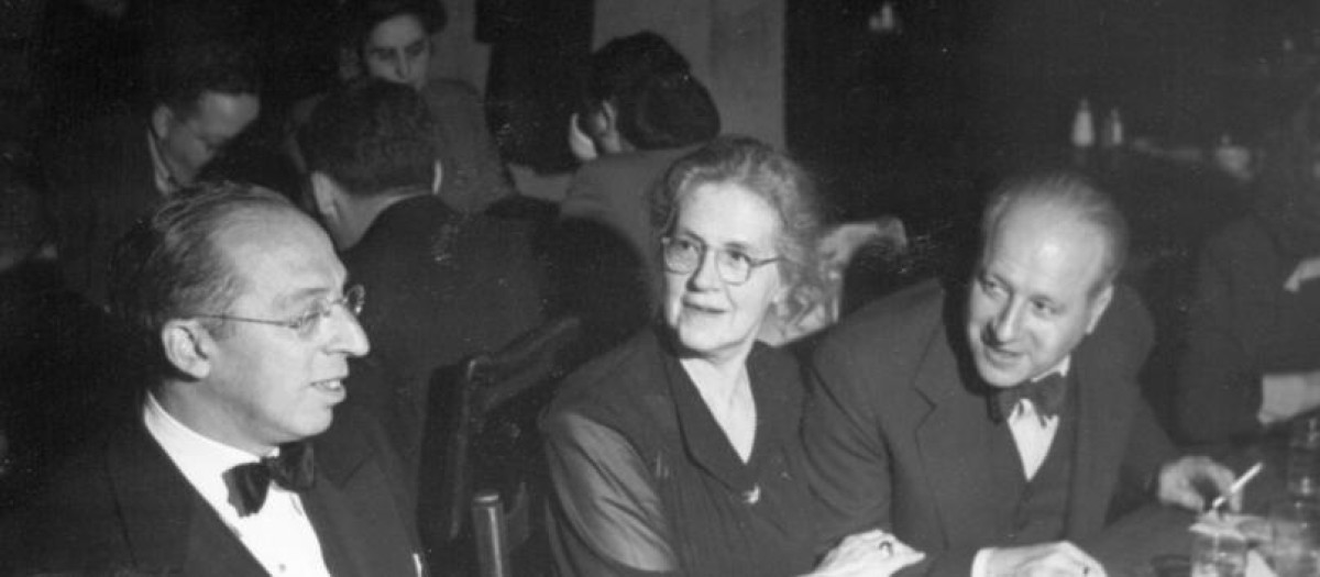 Nadia Boulanger, en el centro, junto a Aaron Copland (izquierda) y Walter Piston (derecha)