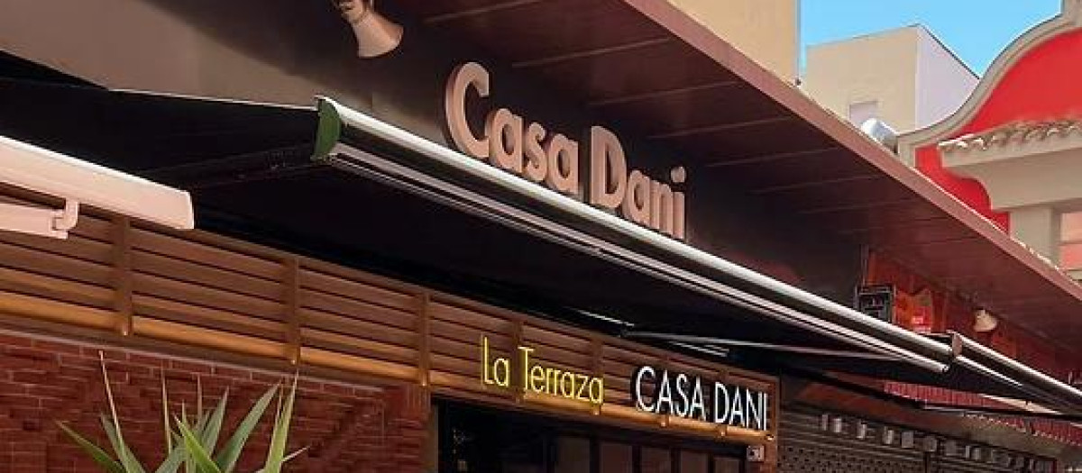 Fotografía de la terraza de Casa Dani, famoso restaurante de Madrid por sus tortillas de patata