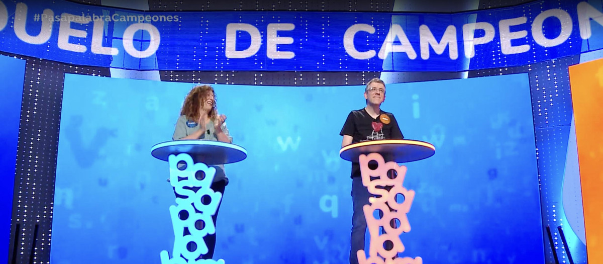 Sofía Álvarez y Jero Hernández, este lunes en 'Pasapalabra'