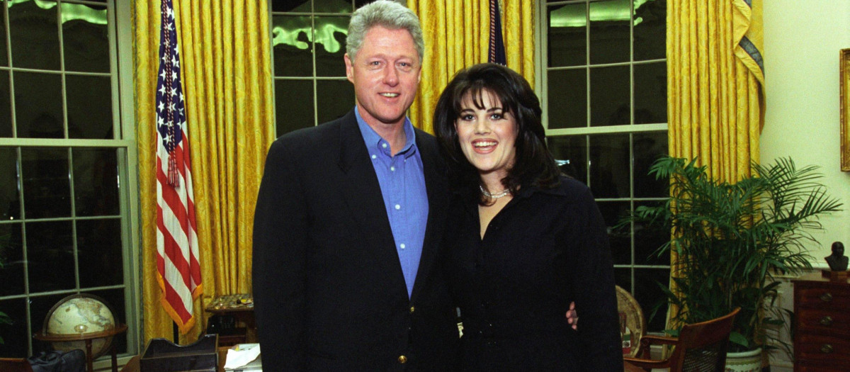 Bill Clinton junto con Monica Lewinsky en febrero de 1997