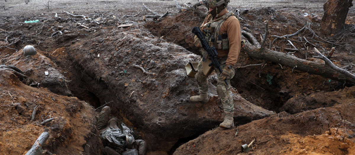 Un soldado ucraniano en el frente de Donetsk