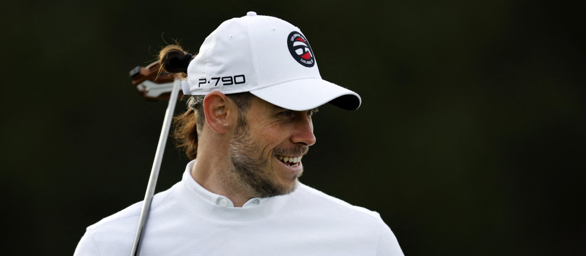 Gareth Bale durante su debut como golfista profesional