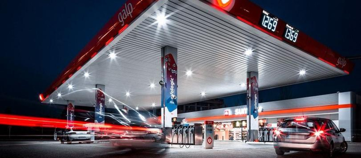 Los descuentos de las petroleras rondan los 10 céntimos el litro