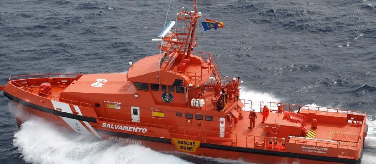 163 inmigrantes que viajaban en 3 pateras han sido rescatados este domingo en aguas próximas a Canarias