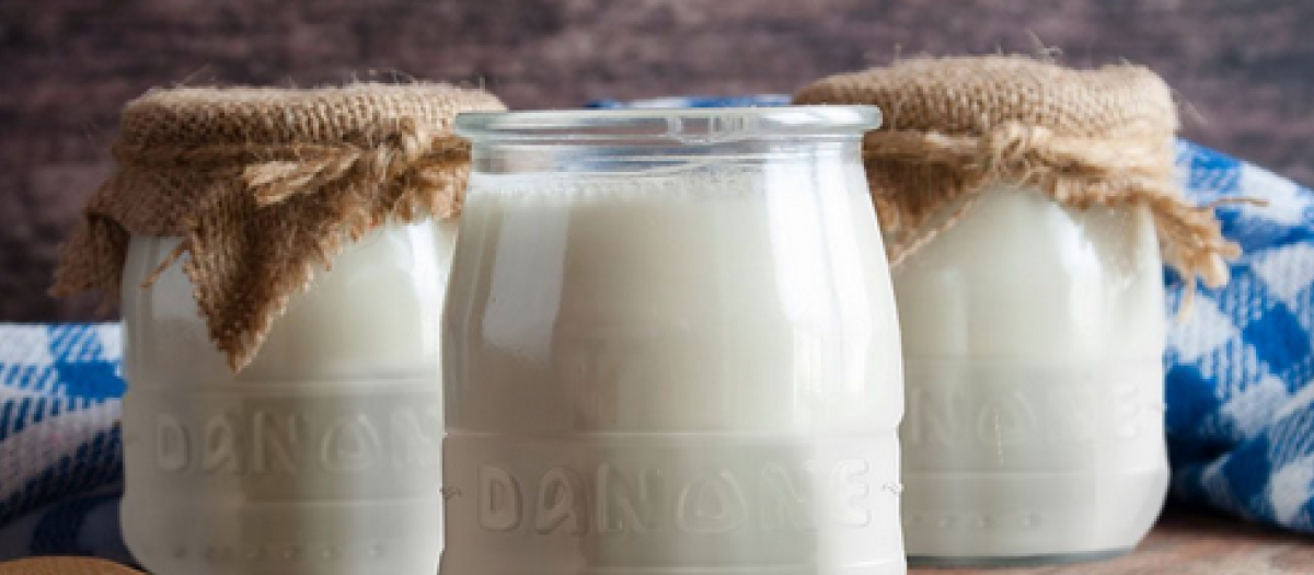 Danone ha bajado los precios del yogur a un euro el paquete de cuatro