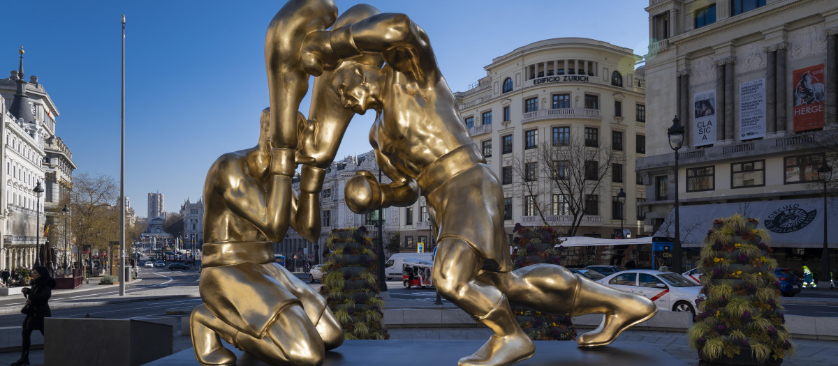 Escultura de Yann Leto