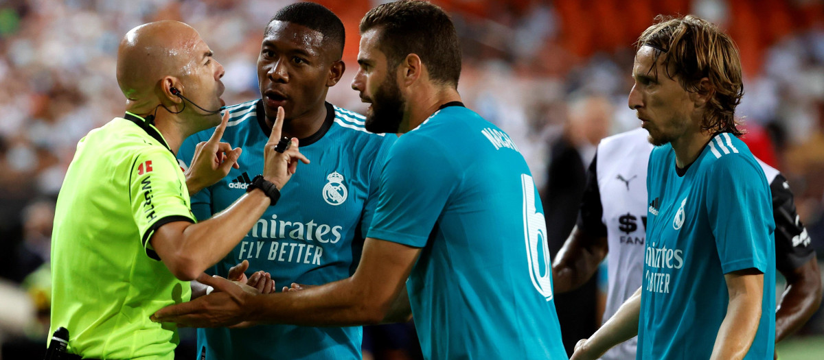 González Fuertes, en un partido del Real Madrid en Valencia la temporada pasada