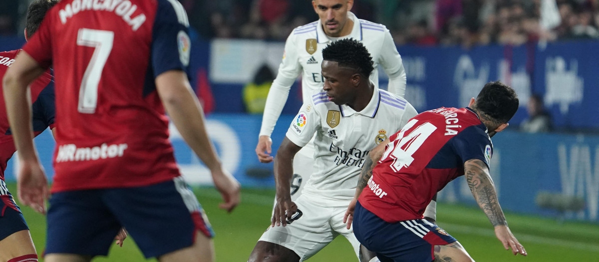 Vinicius, en el partido Osasuna - Real Madrid de Liga