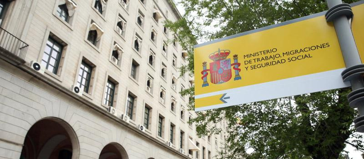 Fachada del Ministerio de Trabajo.