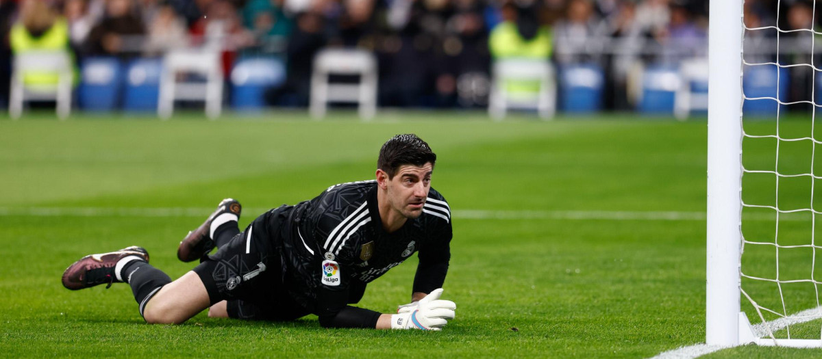Thibaut Courtois en un partido para el Real Madrid