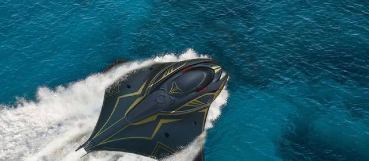Una imagen 3D del Kronos navegando sobre la superficie del mar