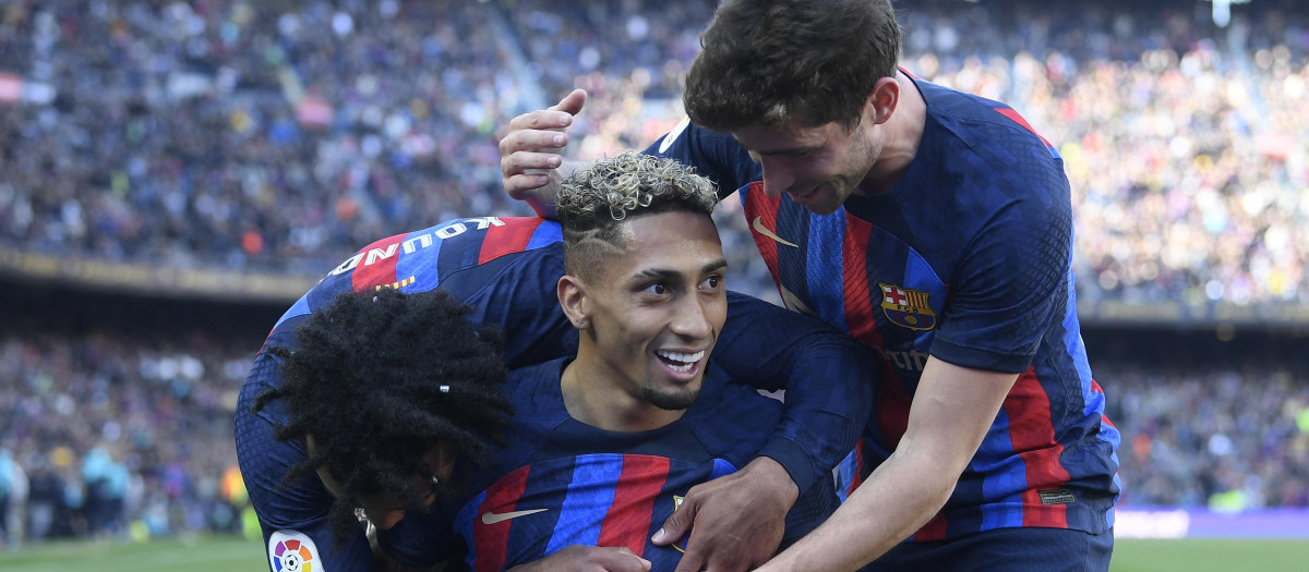 Rapinha marcó el único gol del Barcelona al Valencia