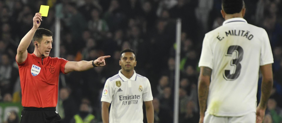 El árbitro Soto Grado, colegiado del partido entre el Betis y el Real Madrid