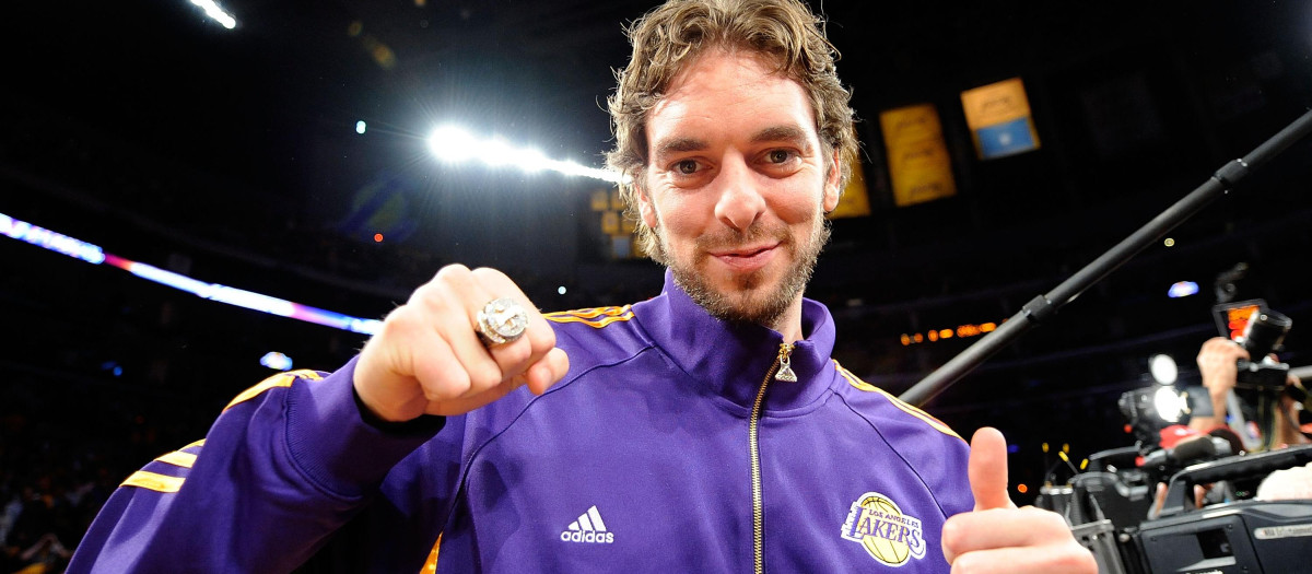 Pau Gasol gana al ganar su primer anillo con los Ángeles Lakers