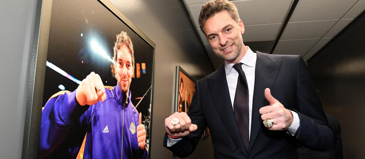 LOS ANGELES, CA - MARCH 7: Pau Gasol poses for a photo prior to the game between the Memphis Grizzlies and the Los Angeles Lakers on March 7, 2023 at Crypto.Com Arena in Los Angeles, California. NOTE TO USER: User expressly acknowledges and agrees that, by downloading and/or using this Photograph, user is consenting to the terms and conditions of the Getty Images License Agreement. Mandatory Copyright Notice: Copyright 2023 NBAE Andrew D. Bernstein/NBAE via Getty Images/AFP (Photo by ANDREW D. BERNSTEIN / NBAE / Getty Images / Getty Images via AFP)