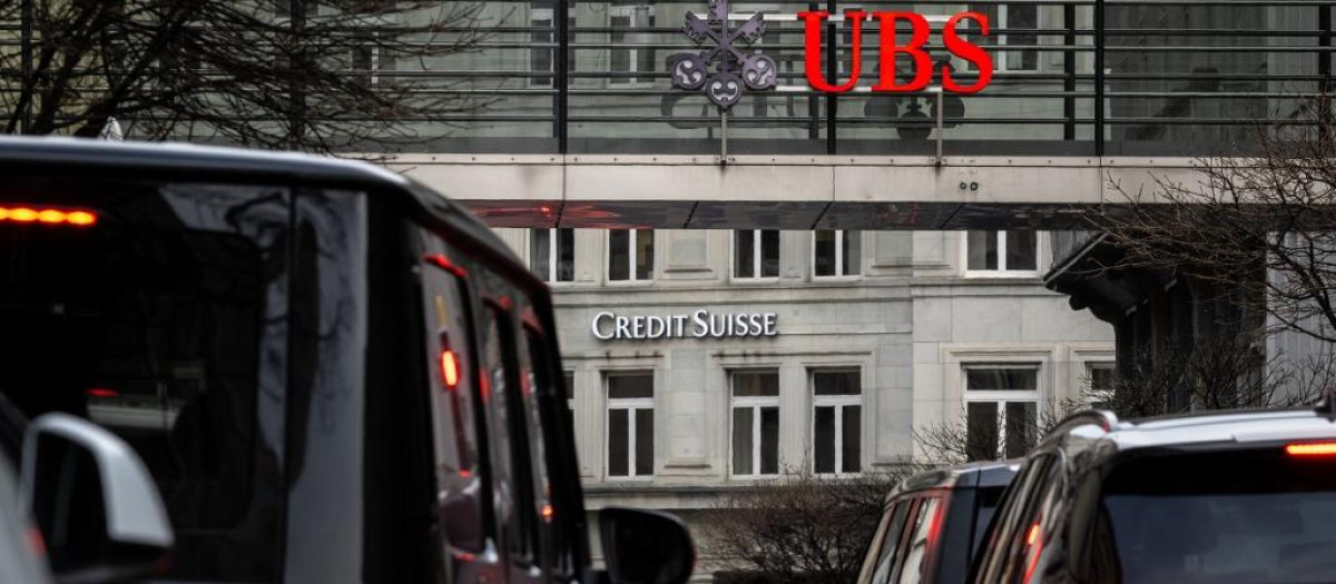 UBS y Credit Suisse llevan dos días estudiando la fusión.