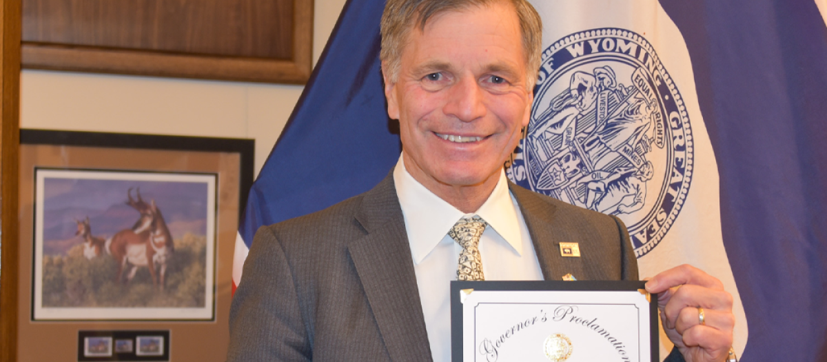 Mark Gordon, gobernador de Wyoming