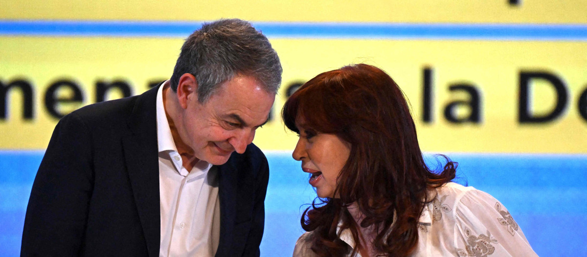 José Luis Rodríguez Zapatero, expresidente de España y Cristina Fernández, vicepresidenta de Argentina