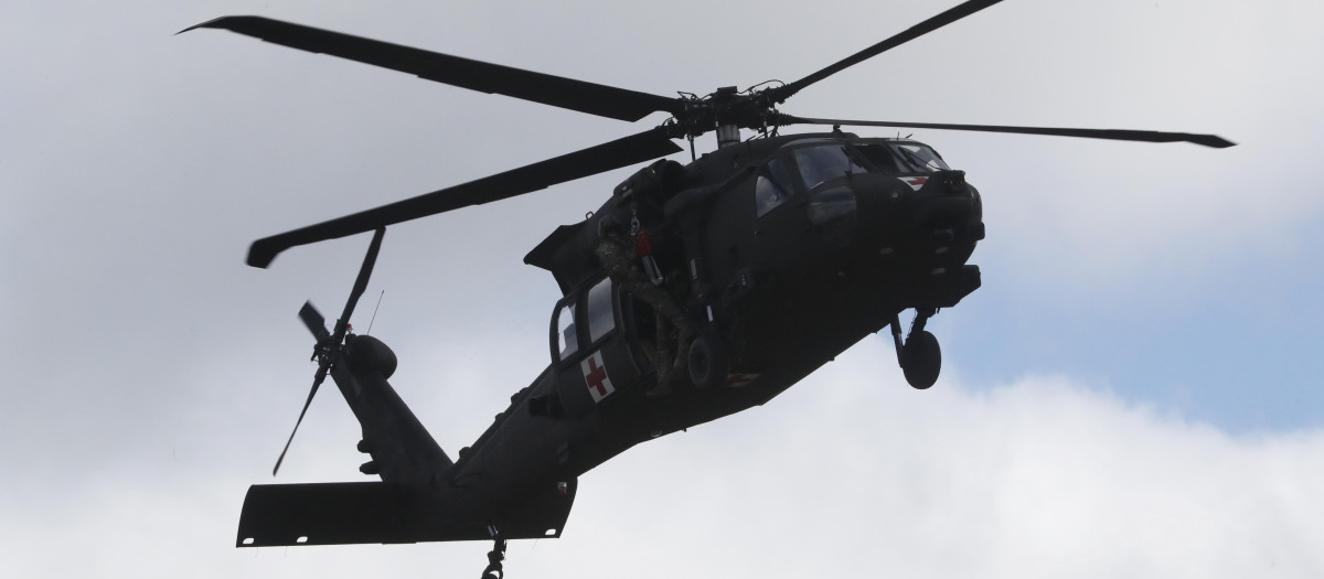 Helicóptero Black Hawk