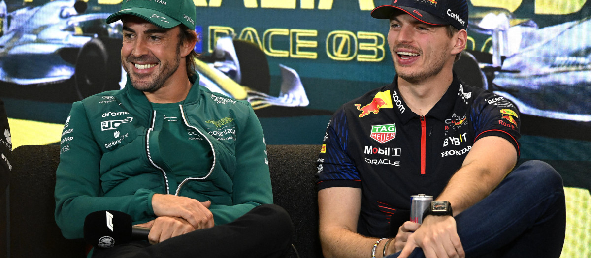 Fernando Alonso y Max Verstappen en la rueda de prensa previa al Gran Premio de Australia