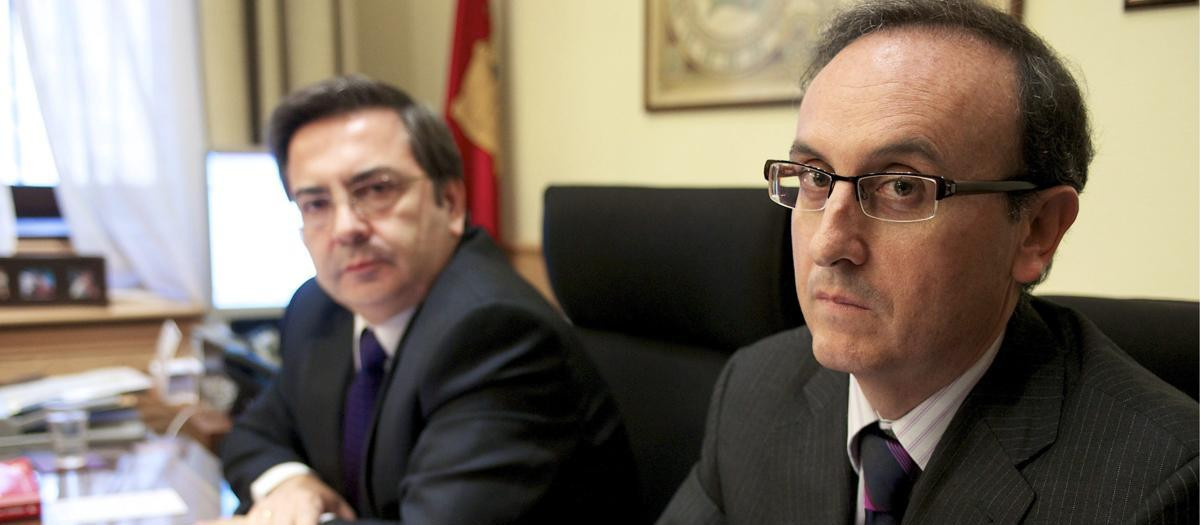 El fiscal jefe de Toledo, Antonio Huélamo Buendía, en primer término