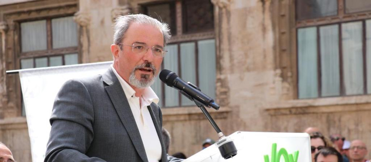 El candidato de Vox a presidir la Generalitat Valenciana, Carlos Flores Juberías, en un mitin de la formación.