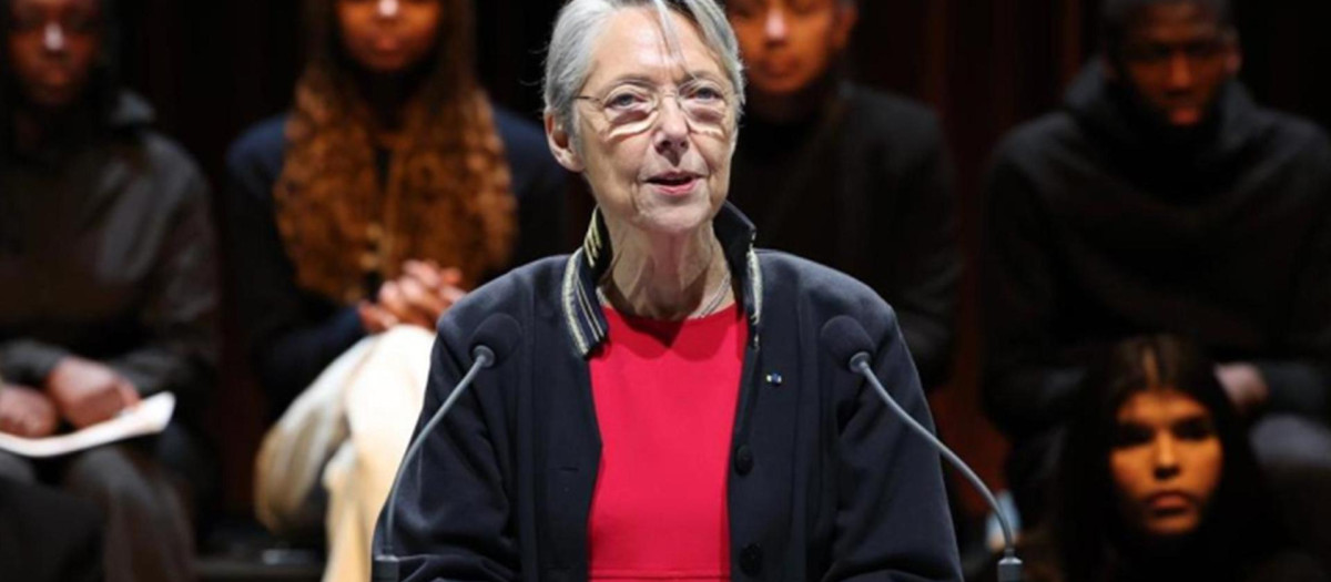 La primera ministra de Francia, Elisabeth Borne