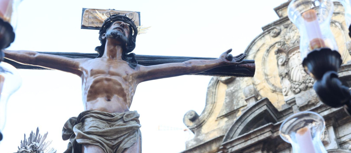 Salida procesional de la hermandad de la Expiración