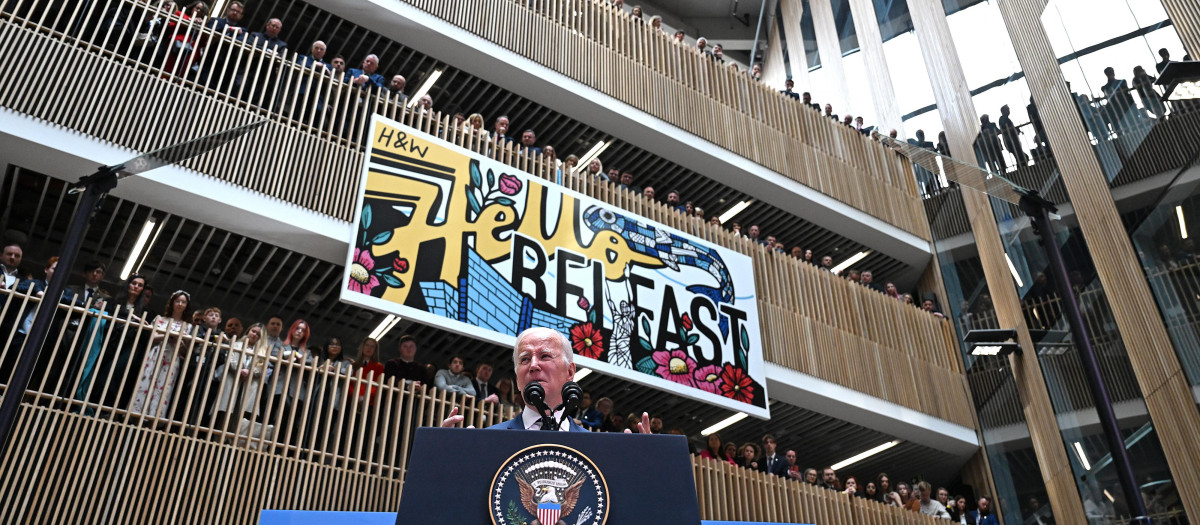 Biden Universidad de Belfast