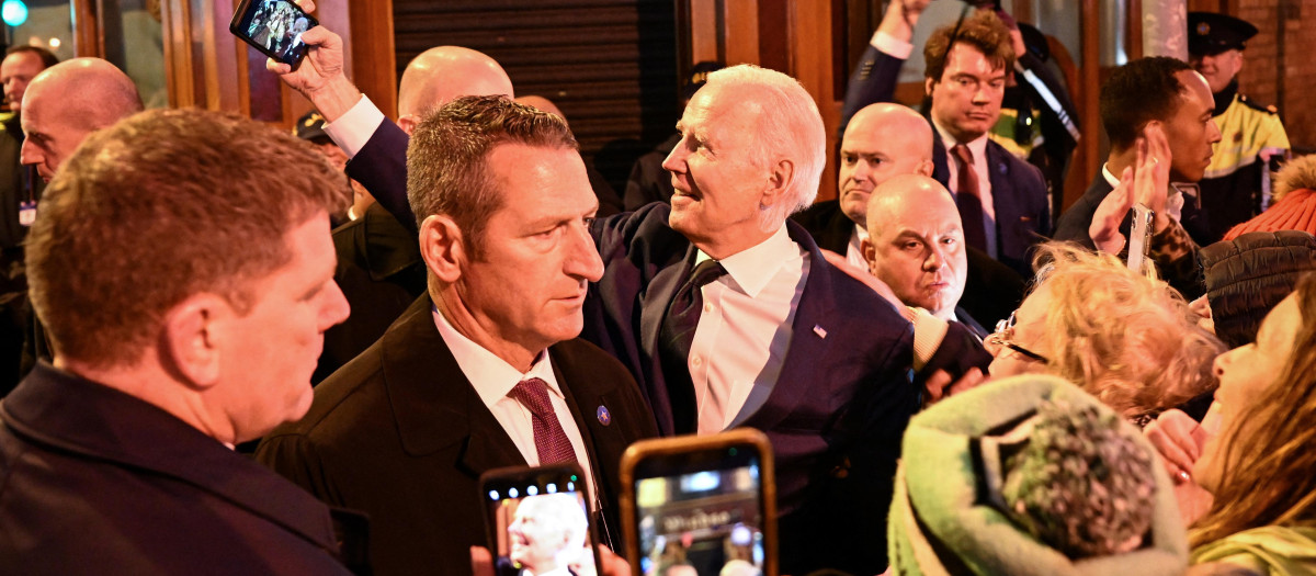 El presidente Joe Biden visitó un bar durante su gira por Irlanda