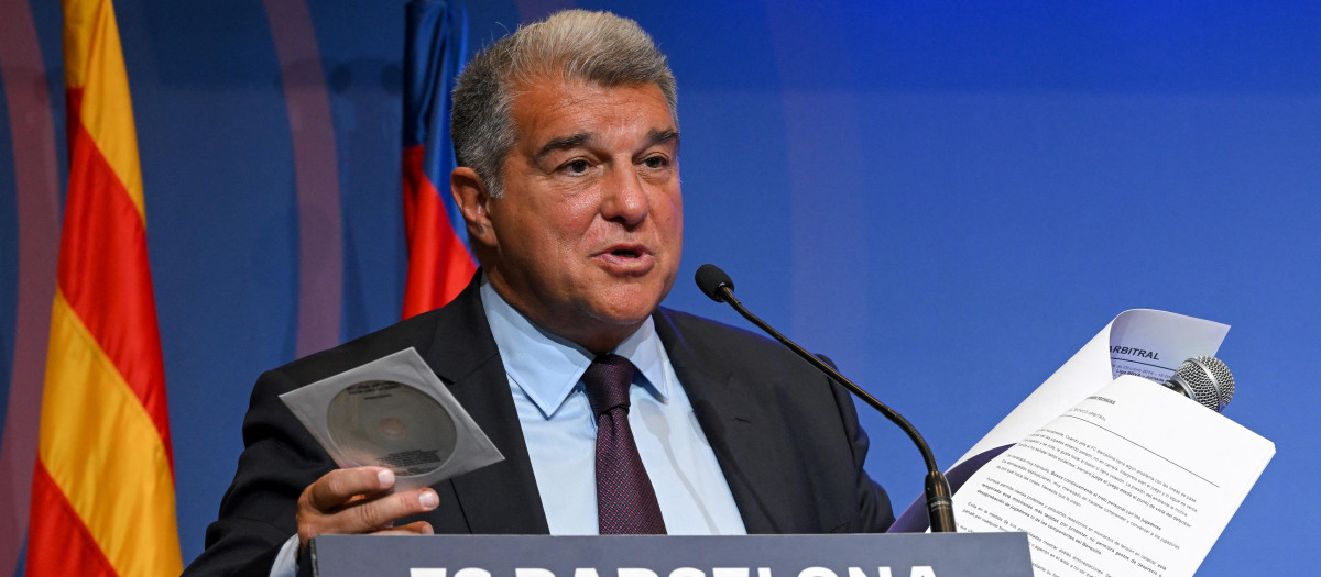 Joan Laporta, durante la rueda de prensa del pasado lunes en la que dio explicaciones sobre el caso Negreira