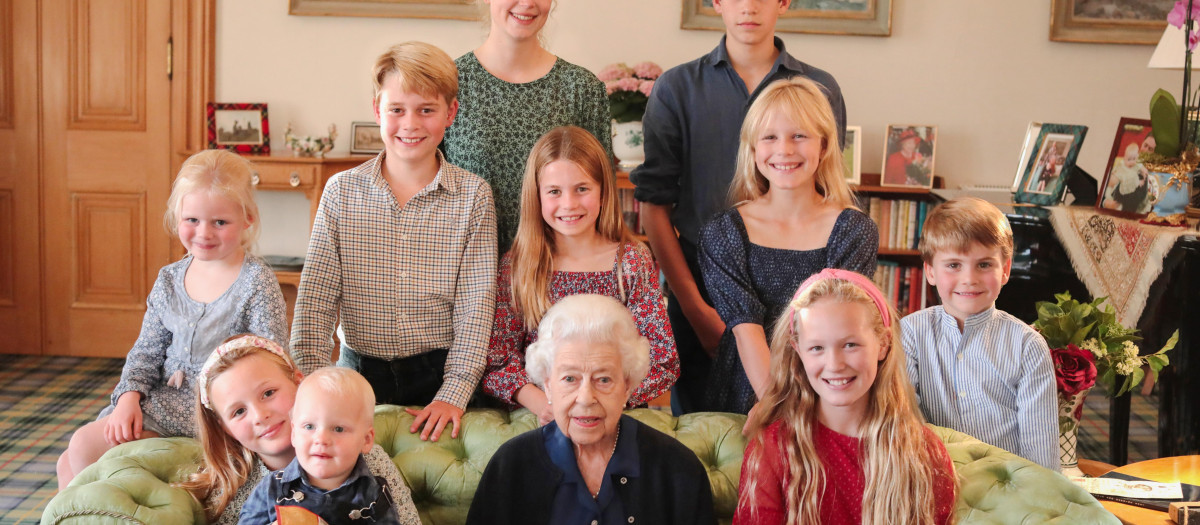 Queen Elizabeth II. The photograph was taken by the Princess of Wales at Balmoral last summer and shows the Queen with some of her grandchildren and great grandchildren (back row, left to right) Lady Louise Mountbatten-Windsor and James, Earl of Wessex, (middle row, left to right) Lena Tindall, Prince George, Princess Charlotte, Isla Phillips, Prince Louis, and (front row, left to right) Mia Tindall holding Lucas Tindall, Queen Elizabeth II and Savannah Phillips
MANDATORY CREDIT: The Princess of Wales EDITORIAL USE ONLY This photograph can not be used after Sunday December 31, 2023, without prior, written permission from Kensington Palace. After that date, no further licensing can be made. Any questions relating to the use of the photographs should be first referred to Kensington Palace before publication. The photograph shall be solely used for news editorial purposes only. It shall not be approved for souvenirs, or memorabilia; or anything colourably similar. No charge should be made for the supply, release or publication of the photograph. There shall be no commercial use whatsoever of the photograph (including by way of example only) any use in merchandising, advertising or any other non news editorial use. The photograph must not be digitally enhanced, manipulated or modified in any manner or form and must esi:include all of the individuals in the photograph when published. Undated handout photo issued by Kensington Palace to mark what would have been the 97th birthday of the late . Issue date: Friday April 21, 2023.