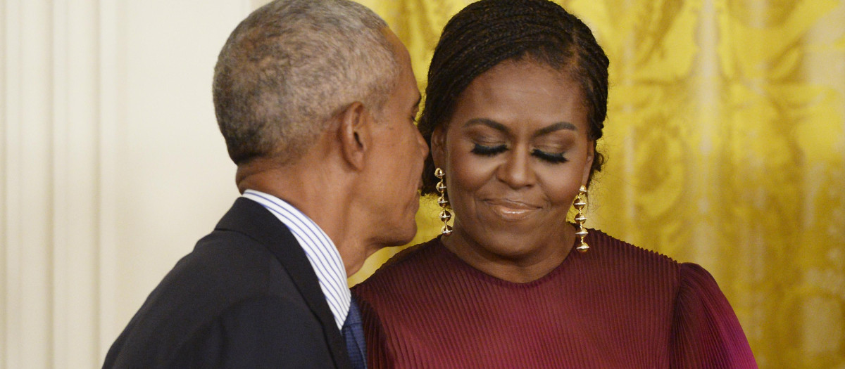 Former President Barack Obama and Michelle Obama unveil their official portraits in the East Room of the White House in Washington, DC on Wednesday, September 7, 2022. Official Portraits of Obamas Unveiled at the White House, Washington, District of Columbia, United States - 07 Sep 2022