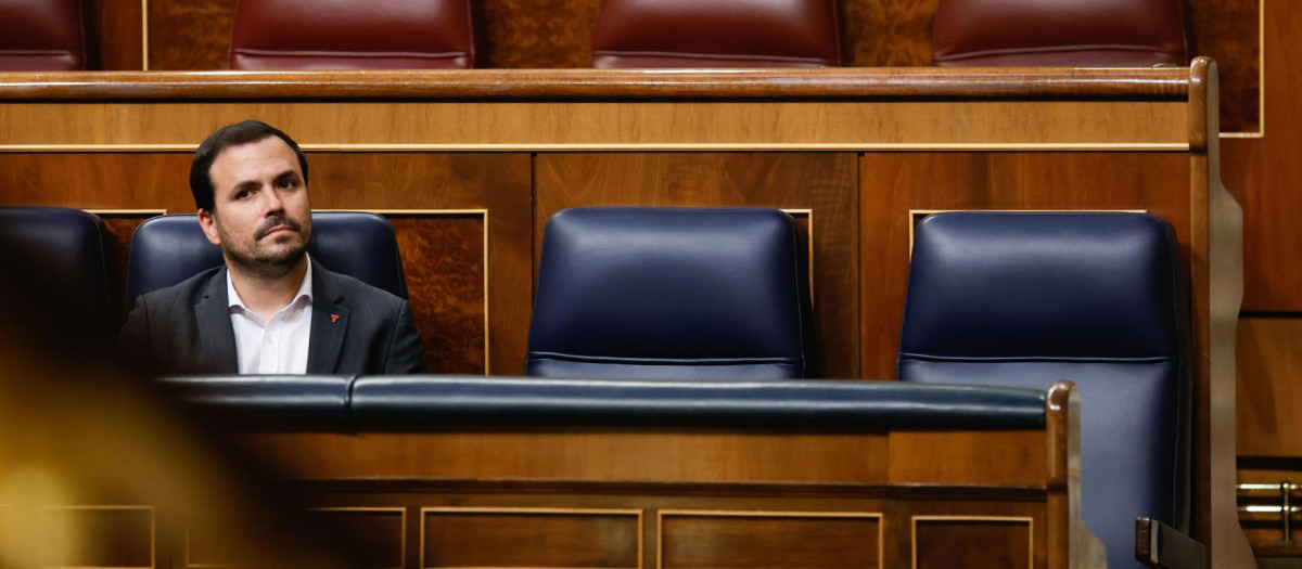 El ministro de Consumo, Alberto Garzón, asiste al pleno celebrado este jueves en el Congreso