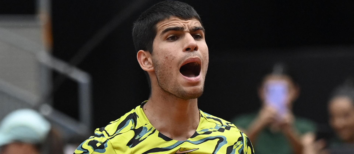 Carlos Alcaraz en el partido de su estreno en el Mutua Madrid Open