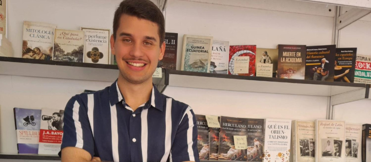 Daniel García Varo, autor de 'Herculano, la ciudad del Vesubio', durante la Feria del Libro de Málaga