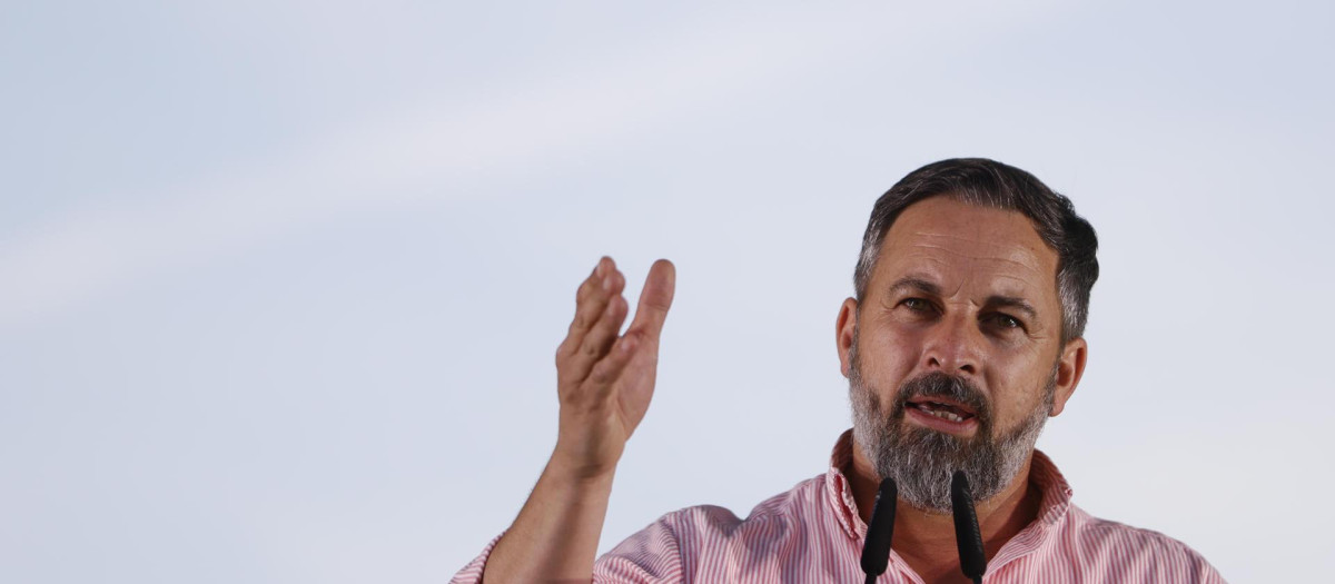 El presidente de Vox, Santiago Abascal, participa en un acto público de presentación de los candidatos de Madrid para las elecciones