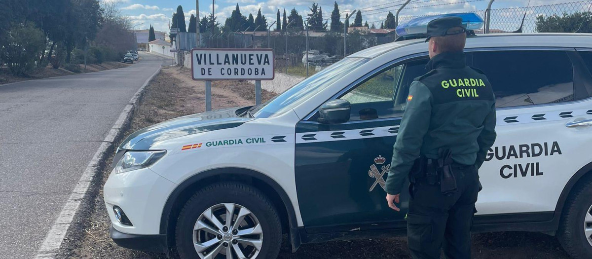 Agente de la Guardia Civil en Villanueva de Córdoba