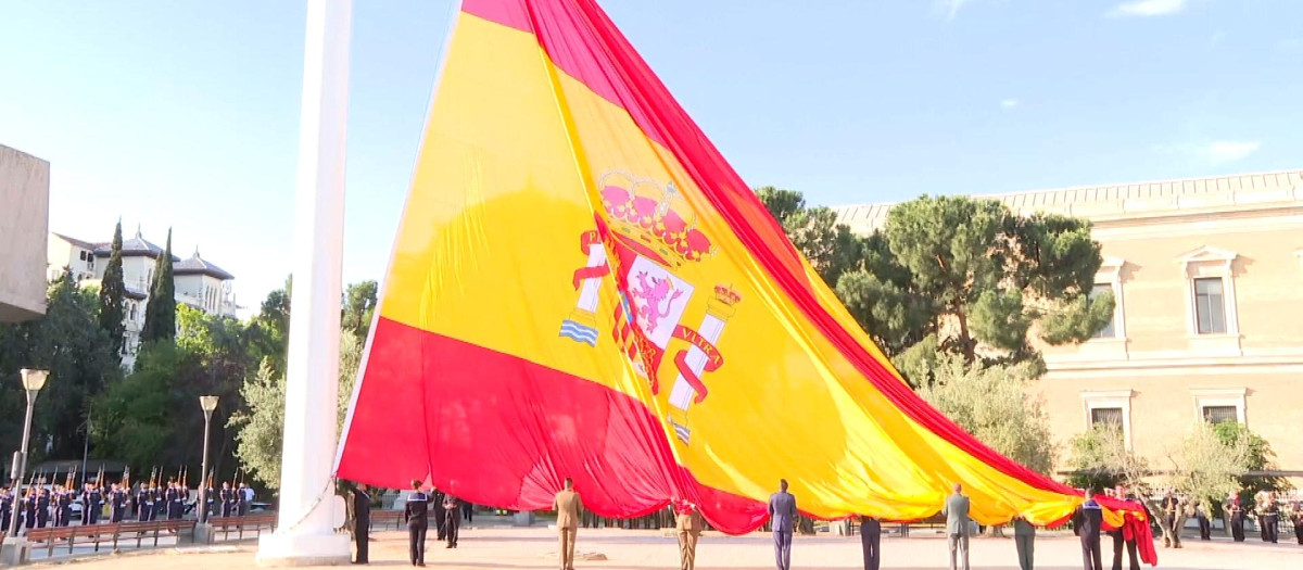 Bandera de España en Colón