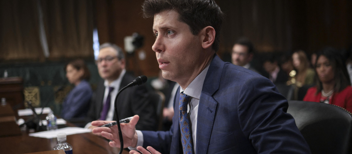 Sam Altman, CEO de OpenAI, durante su comparecencia